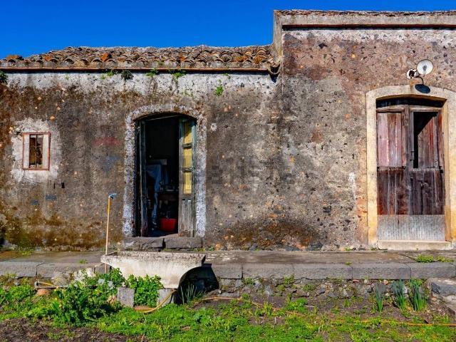 Casa in vendita a Viagrande, Sicilia