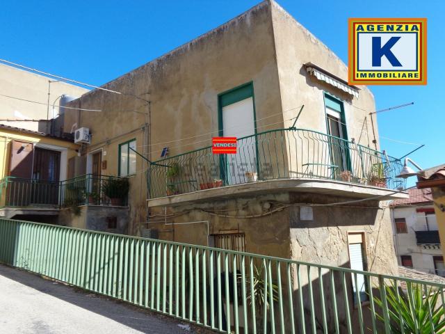 Casa in vendita a San Cataldo, Sicilia