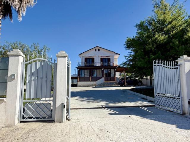 Casa in vendita a Zona industriale di Montecorvino Pugliano, Pagliarone
