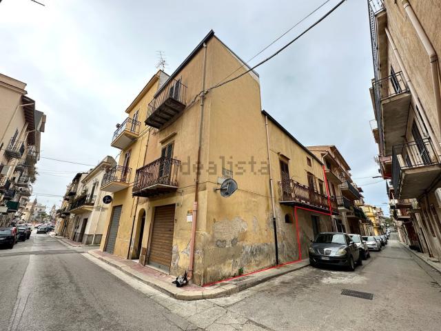 Casa in vendita a Partinico, Sicilia
