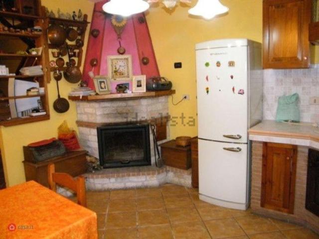 Casa in vendita a Vico Nel Lazio, Lazio