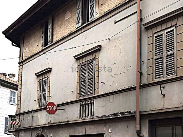 Casa in vendita a Vaccarezza Nuova, Brivio