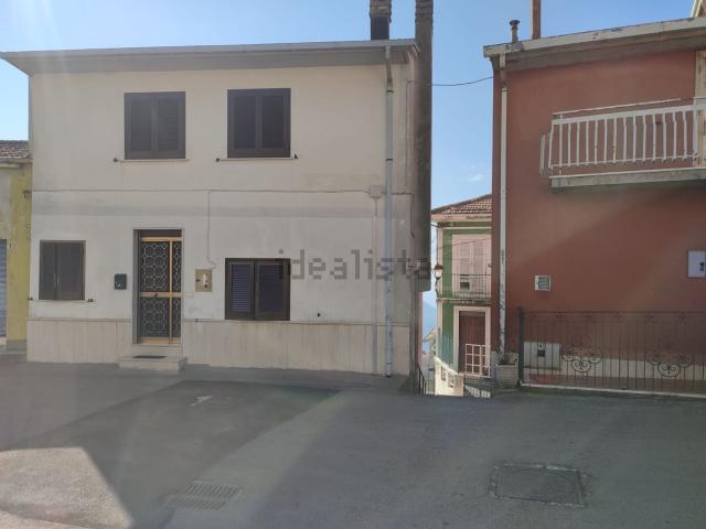 Casa in vendita a Vallerotonda, Lazio