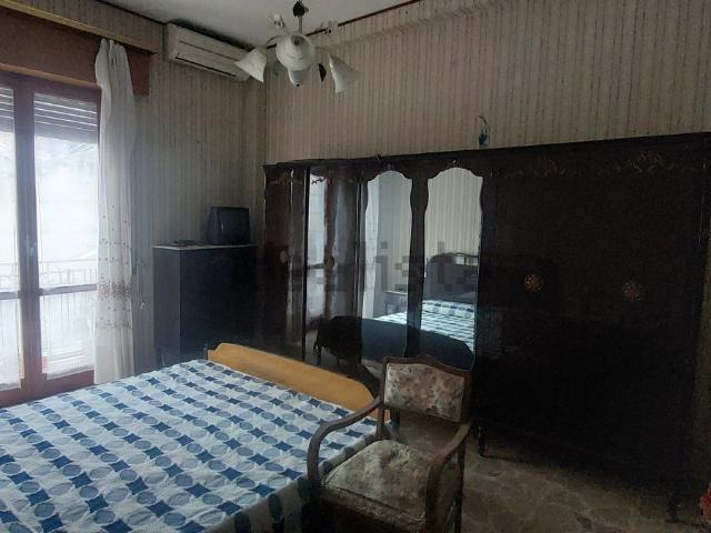 Casa in vendita a Paternò, Sicilia