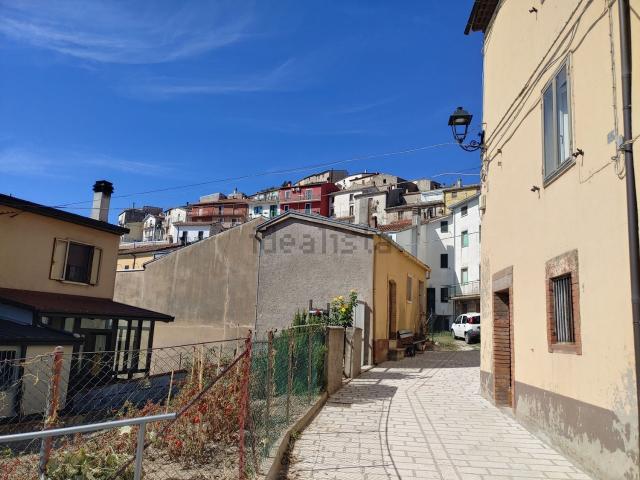 Casa in vendita a Sant'angelo Limosano, Molise