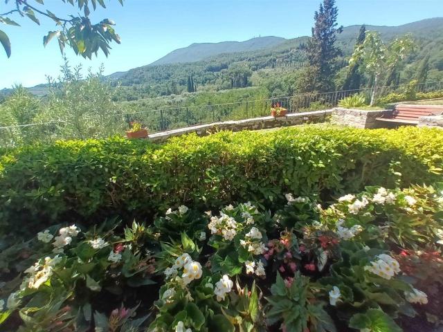 Casa in vendita a Cetona, Toscana