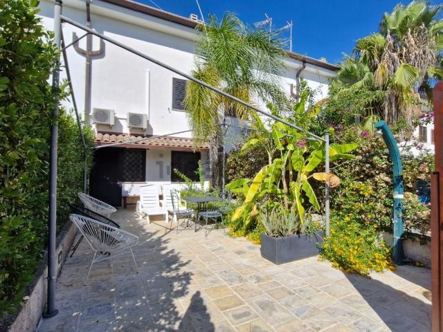 Casa in vendita a Sabaudia, Latina