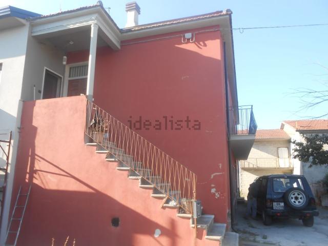 Casa in vendita a Montefalcione, Campania