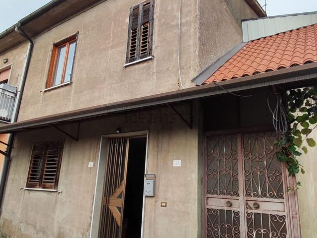 Casa in vendita a Santo Stefano Del Sole, Campania