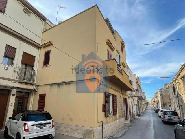 Casa in vendita a Quartiere San Niccolò, Castelvetrano