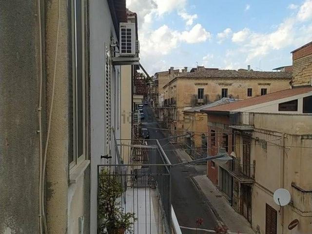 Casa in vendita a Scordia, Sicilia