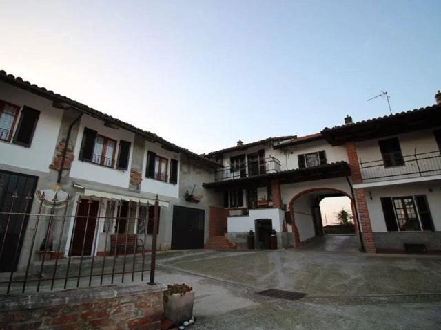 Casa in vendita a Piemonte, Asti