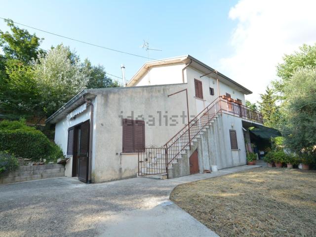 Casa in vendita a Sant'angelo Dei Lombardi, Campania