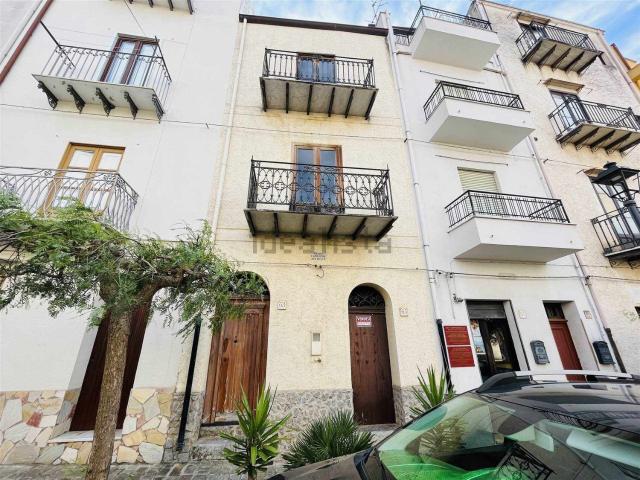 Casa in vendita a Gratteri, Sicilia