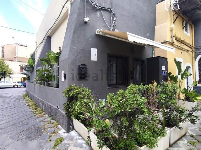 Casa in vendita a Centro storico, Catania