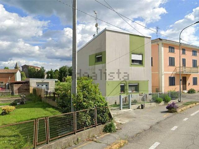 Casa in vendita a Unione Comuni Modenesi Area Nord, Mirandola