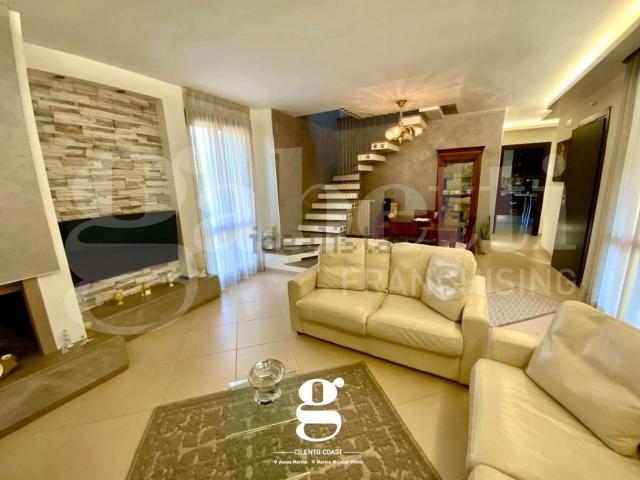 Casa in vendita a Ascea, Campania