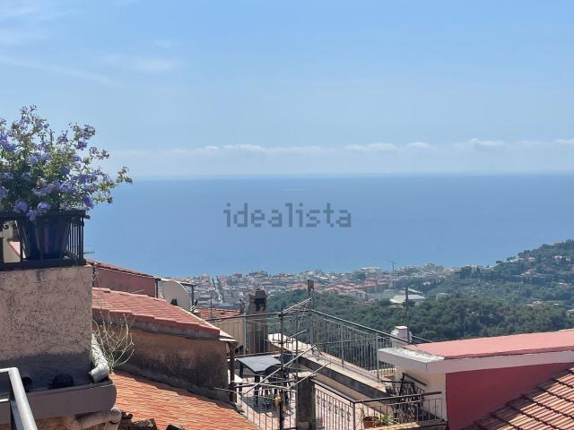 Casa in vendita a Moglio, Alassio