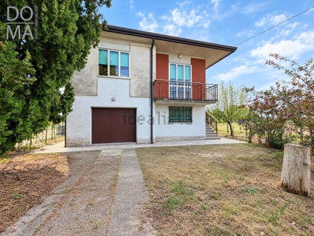 Casa in vendita a Taglio di Po, Rovigo
