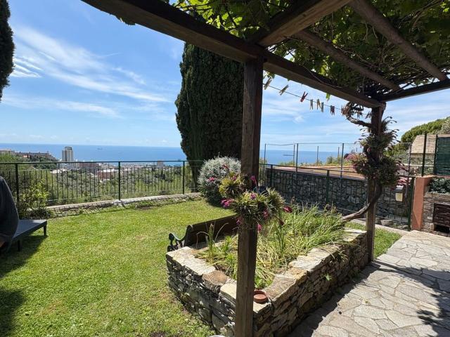 Casa in vendita a Levante, Serra Riccò