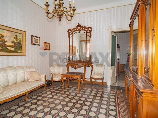 Casa in vendita a Paternò, Sicilia