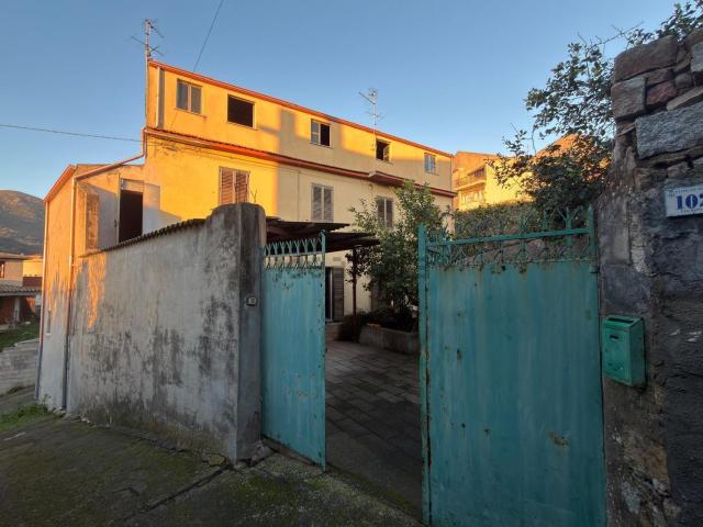 Casa in vendita a Arbus, Sardigna/Sardegna