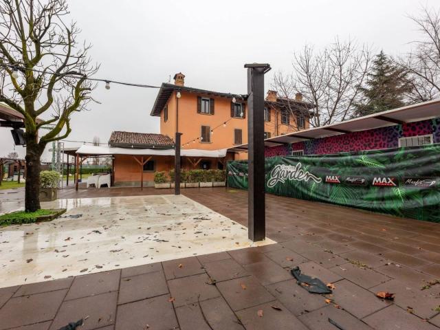 Casa in vendita a Stezzano, Bergamo