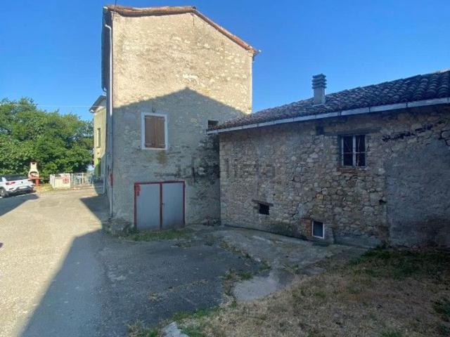 Casa in vendita a Tresinaro - Secchia, Re