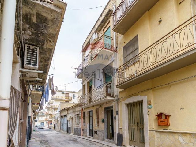 Casa in vendita a Carlentini, Siracusa