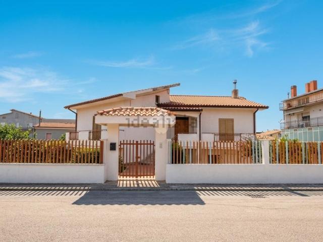 Casa in vendita a Zona 167, San Salvo