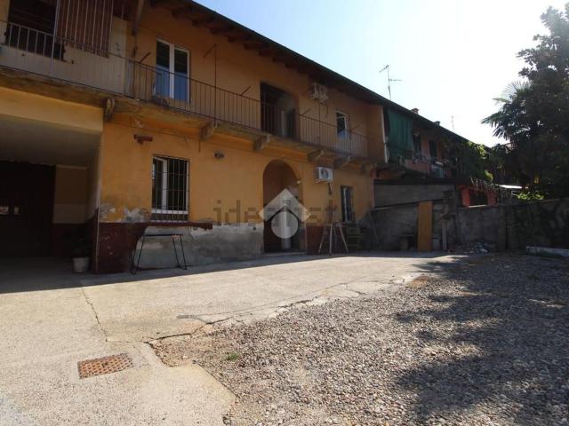 Casa in vendita a Cerro Maggiore, Milano