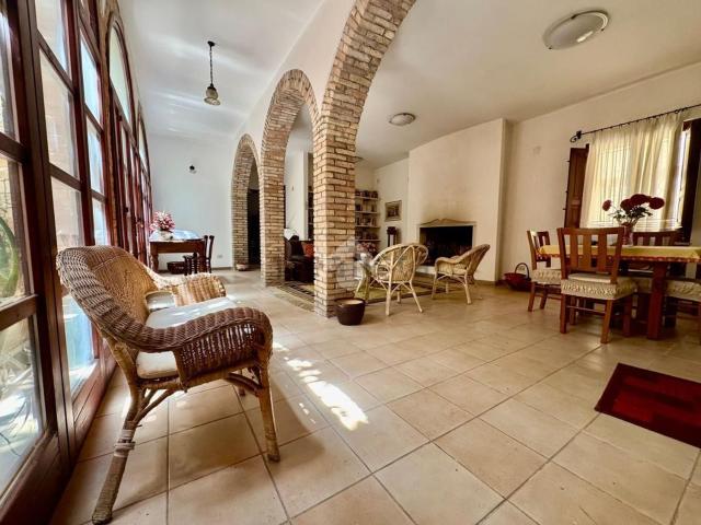 Casa in vendita a Monserrato, Sardigna/Sardegna