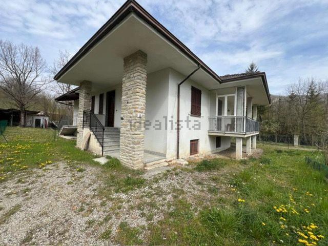 Casa in vendita a Ferriere, Reggio Emilia