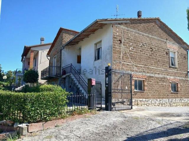 Casa in vendita a Fornace, Lucignano