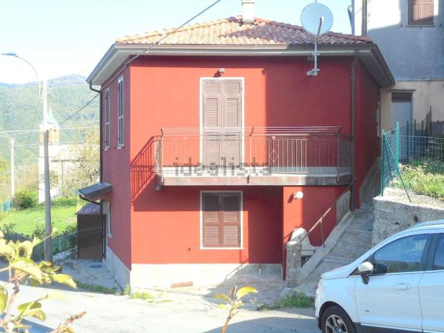 Casa in vendita a Tornolo, Reggio Emilia