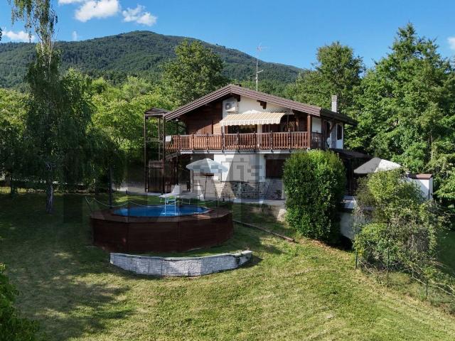 Casa in vendita a Bedonia, Reggio Emilia