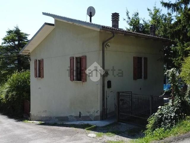 Casa in vendita a Neviano Degli Arduini, Reggio Emilia