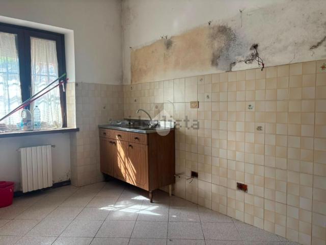 Casa in vendita a Corte Dovichetti, Bagni Di Lucca Ponte