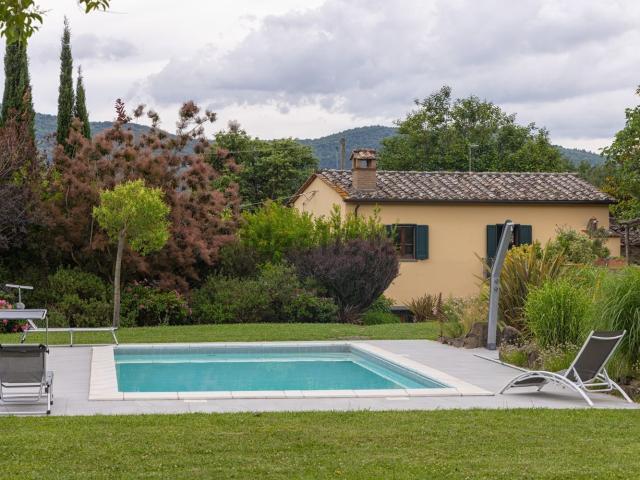 Casa in vendita a Cortona, Toscana