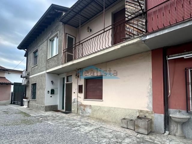 Casa in vendita a Adro, Lombardia