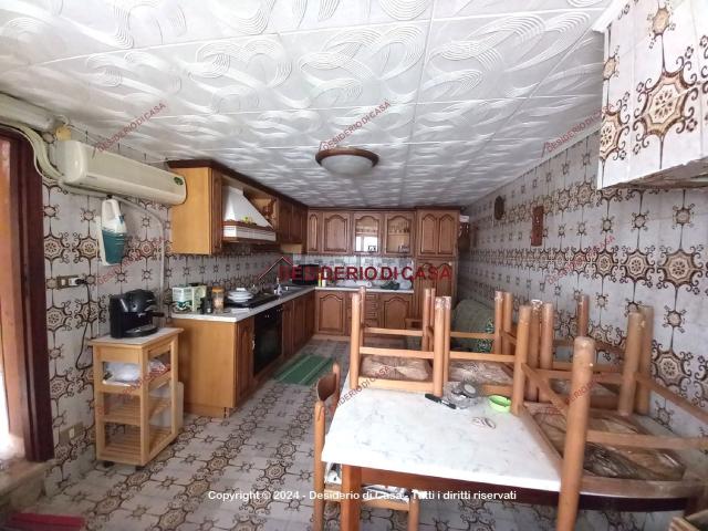 Casa in vendita a Petralia Soprana, Sicilia