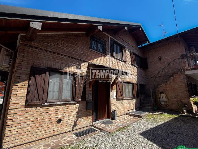 Casa in vendita a Nova Milanese, Lombardia