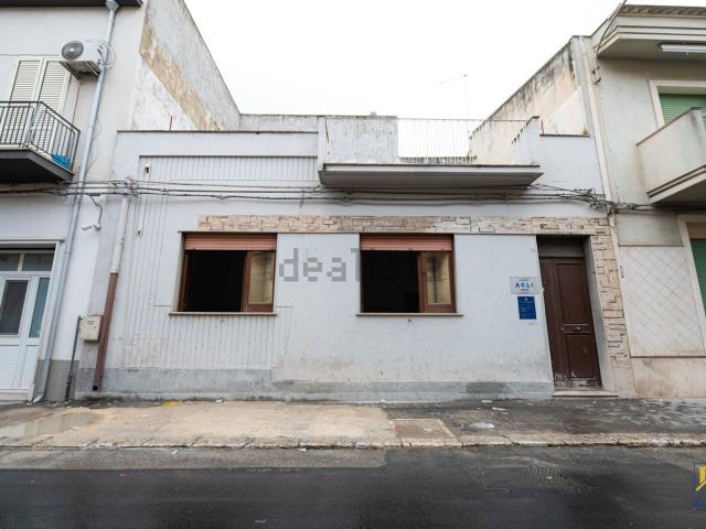 Casa in vendita a Vittoria, Sicilia