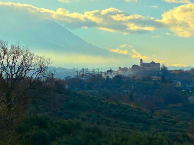 Casa in vendita a San Valentino In Abruzzo, Abruzzo