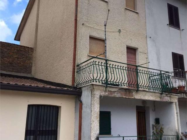 Casa in vendita a Cerqueto, Gualdo Tadino