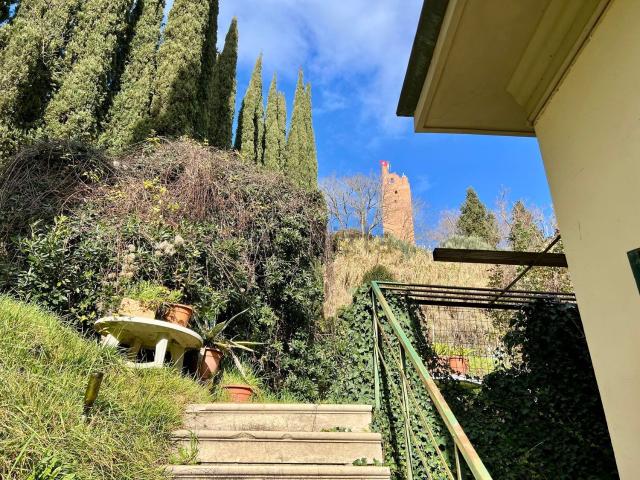 Casa in vendita a La Scala, San Miniato