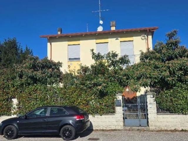 Casa in vendita a Bassa Reggiana, Re