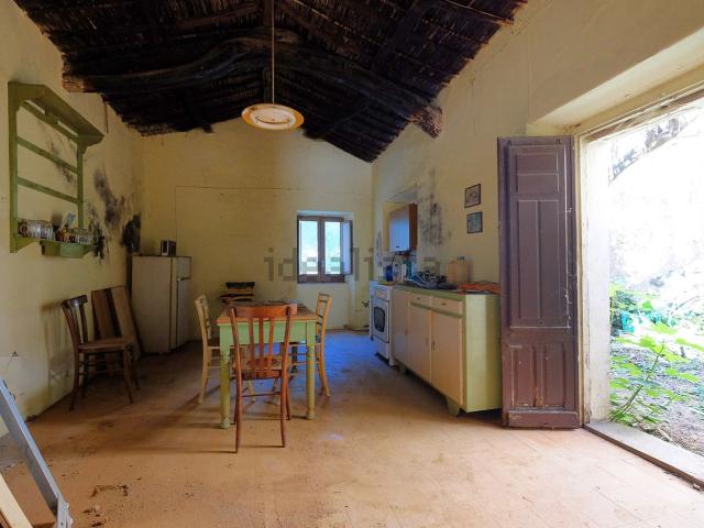Casa in vendita a Teulada, Sardigna/Sardegna