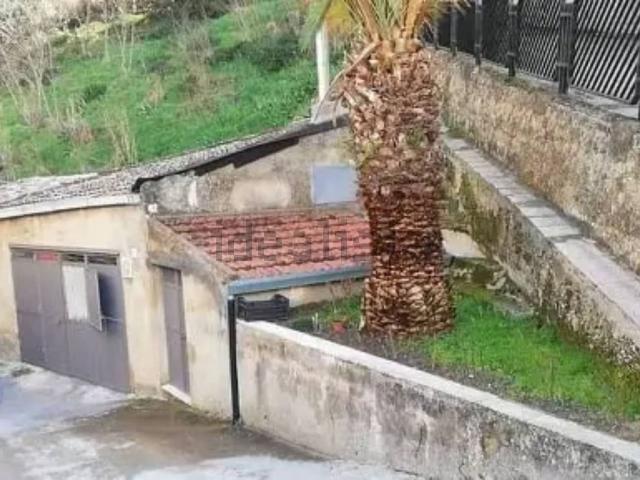Casa in vendita a Castellina, Piazza