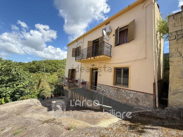 Casa in vendita a Calabria, Cosenza